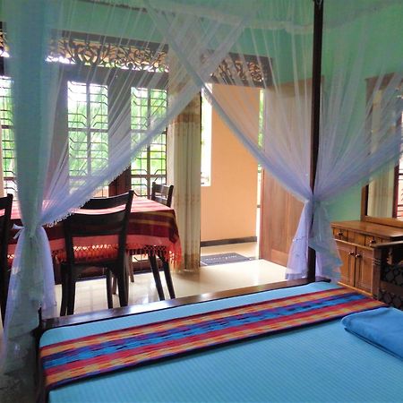 De Fancy House Hotel Unawatuna Kültér fotó
