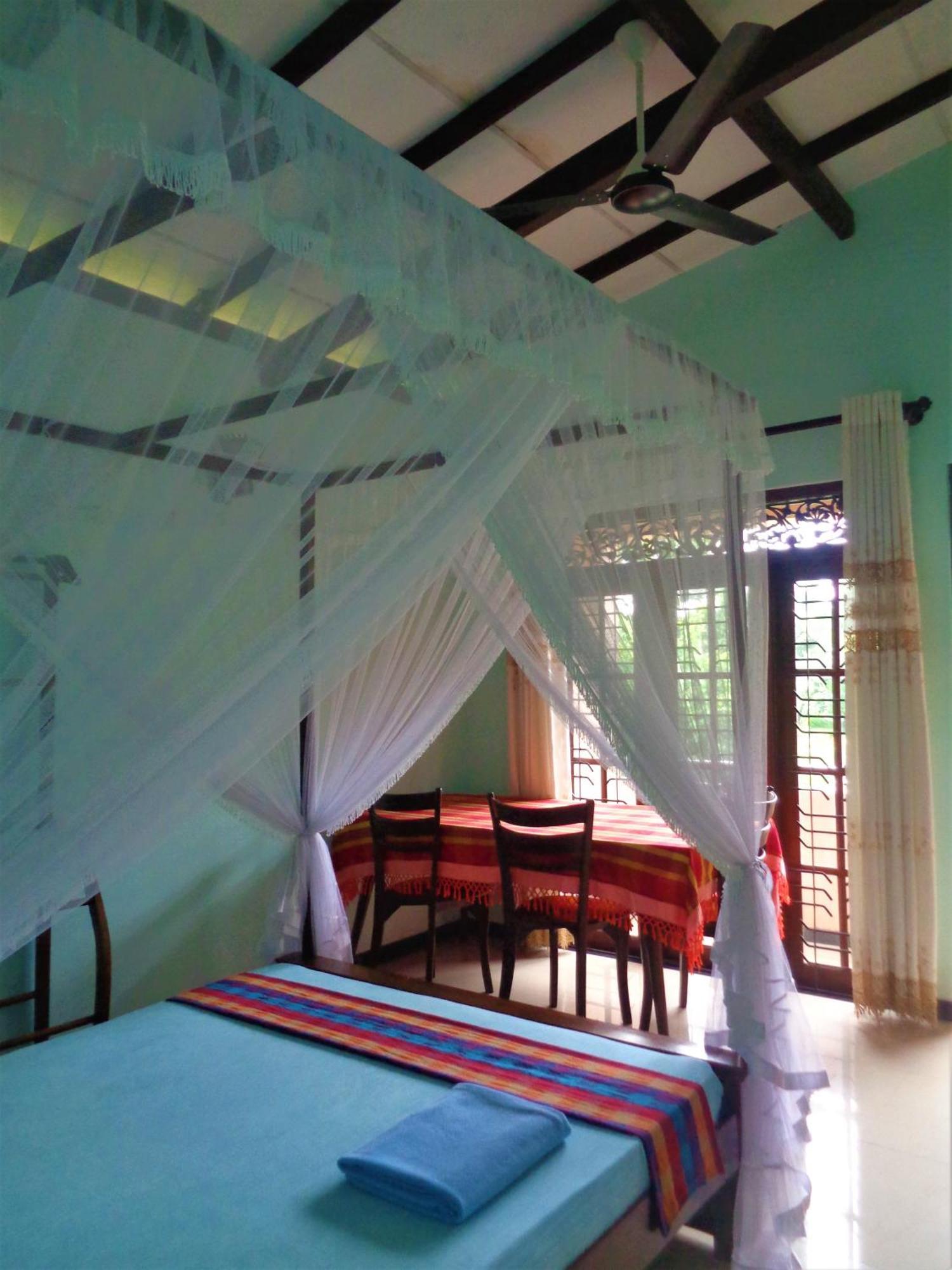 De Fancy House Hotel Unawatuna Kültér fotó